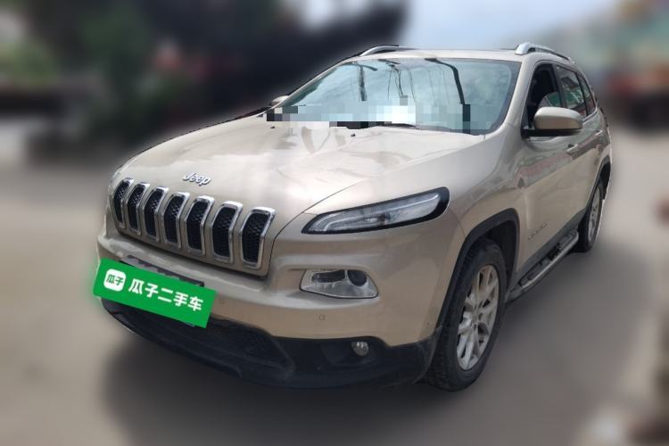 Used Jeep Cherokee 2016 2.0L Superior Edition Guazi used car, China used car export, Used car for sale, Used cars, Cheapest cars for sale