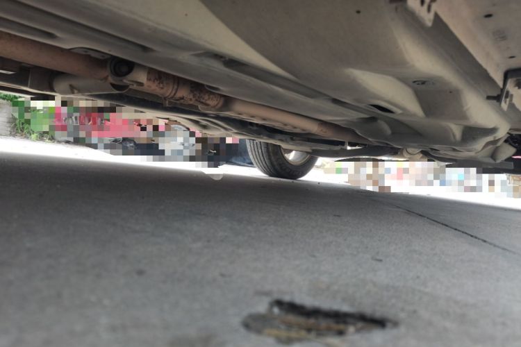 Used Jeep Cherokee 2016 2.0L Superior Edition Chassis Front Left