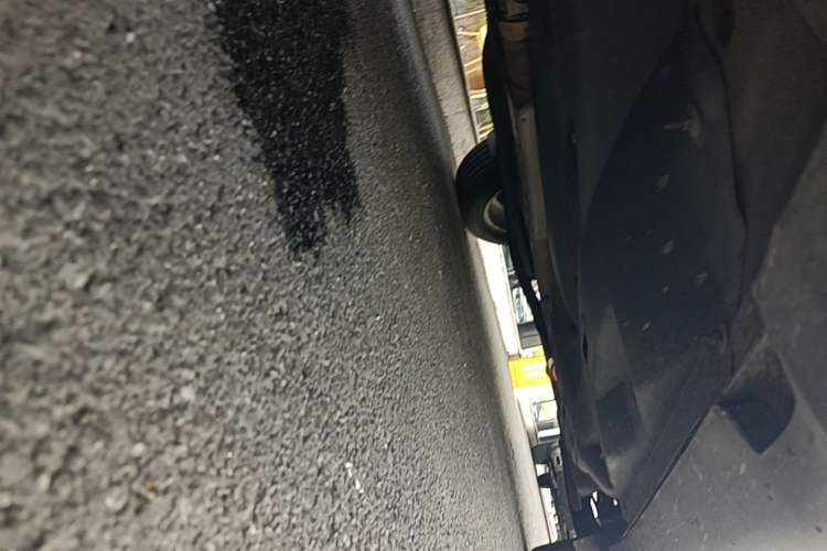 Used Jeep Cherokee 2016 2.0L Superior Edition Chassis Front Left