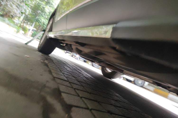 Used Jeep Cherokee 2016 2.4L Professional Edition Chassis Front Right