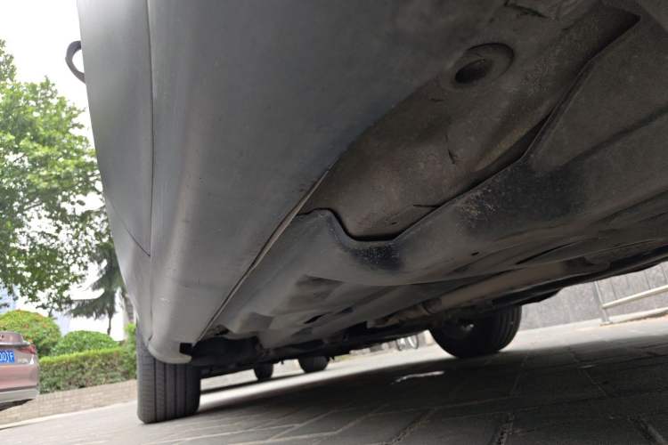 Used Jeep Cherokee 2016 2.4L Leading Edition Chassis Rear Left