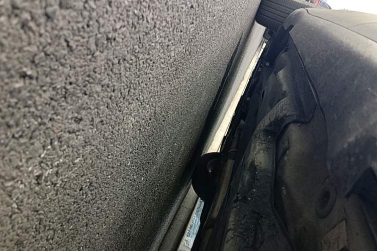 Used Jeep Cherokee 2016 2.0L Superior Edition Chassis Rear Left