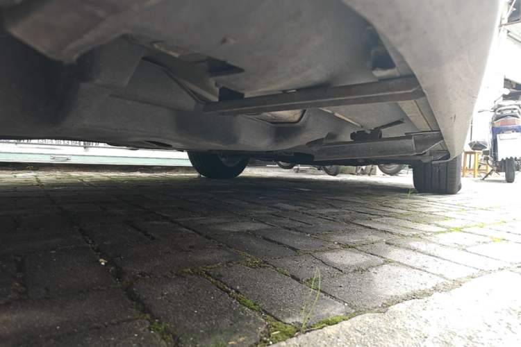 Used Jeep Cherokee 2016 2.4L Leading Edition Chassis Rear Right