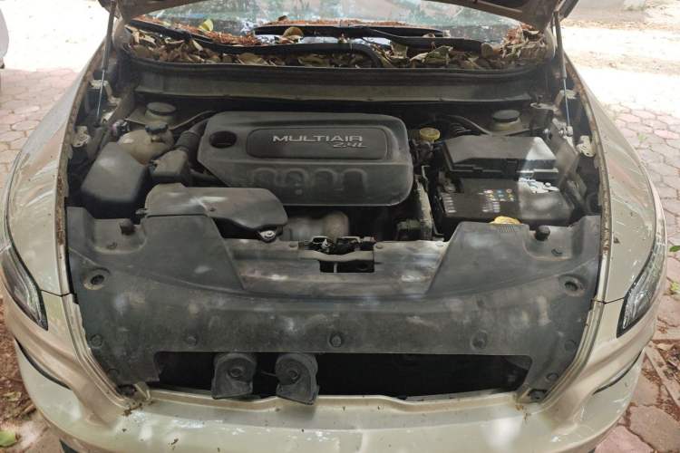 Used Jeep Cherokee 2016 2.4L Leading Edition Engine Bay