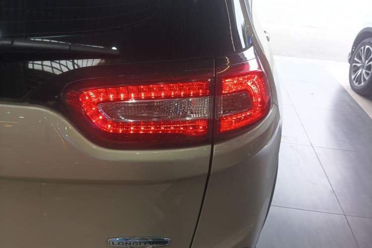 Used Jeep Cherokee 2016 2.0L Superior Edition Exterior 1
