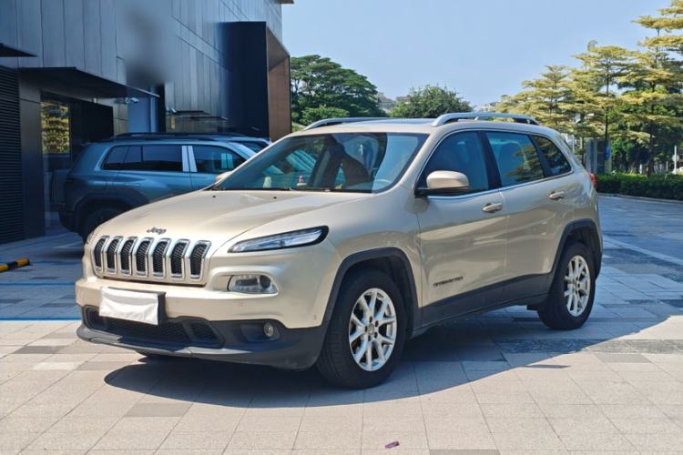 Used Jeep Cherokee 2016 2.4L Leading Edition Exterior 8