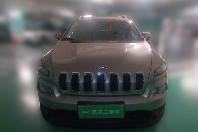 Used Jeep Cherokee 2016 2.0L Superior Edition Front
