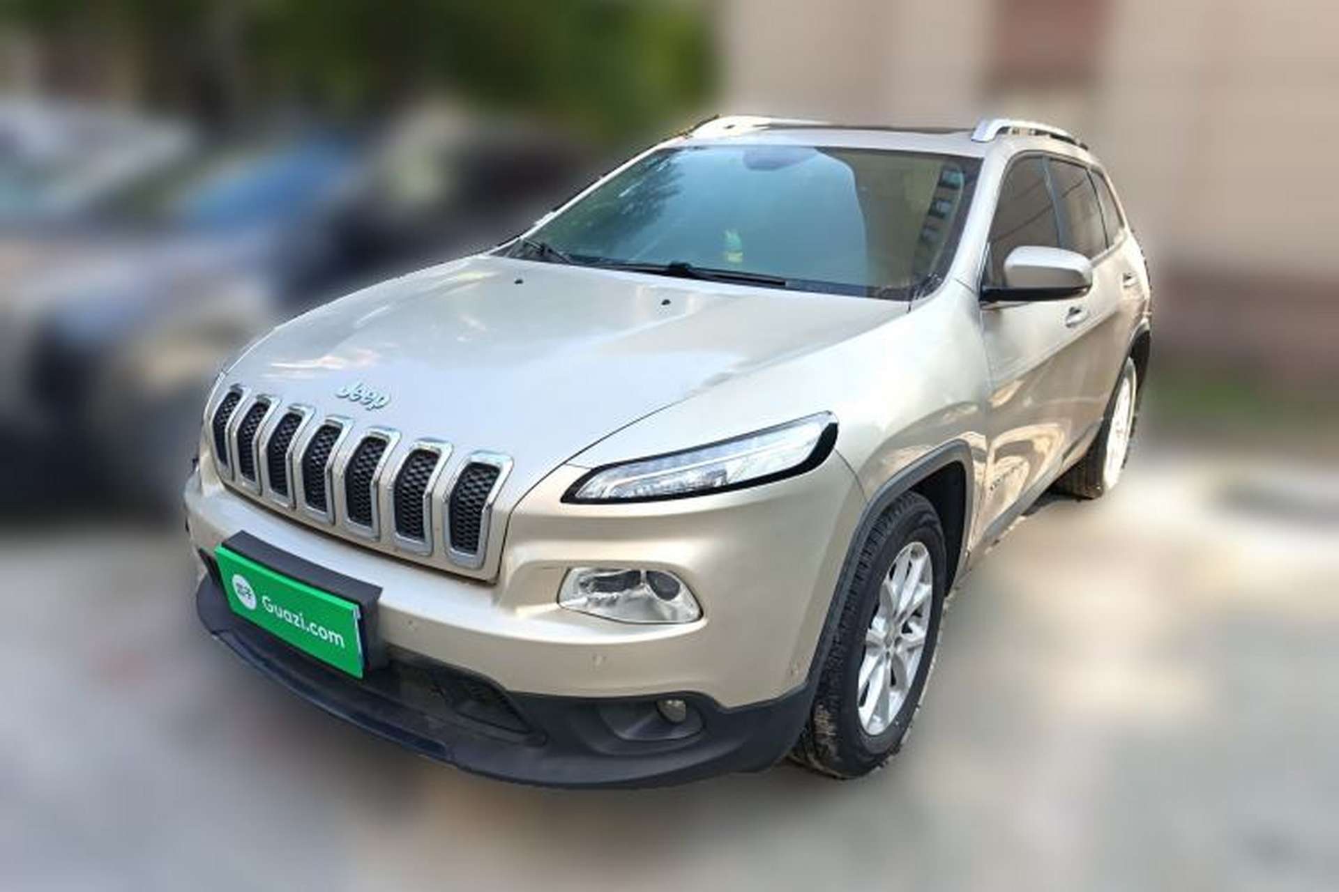 Used Jeep Cherokee 2016 2.0L Superior Edition Front Left 45 Deg