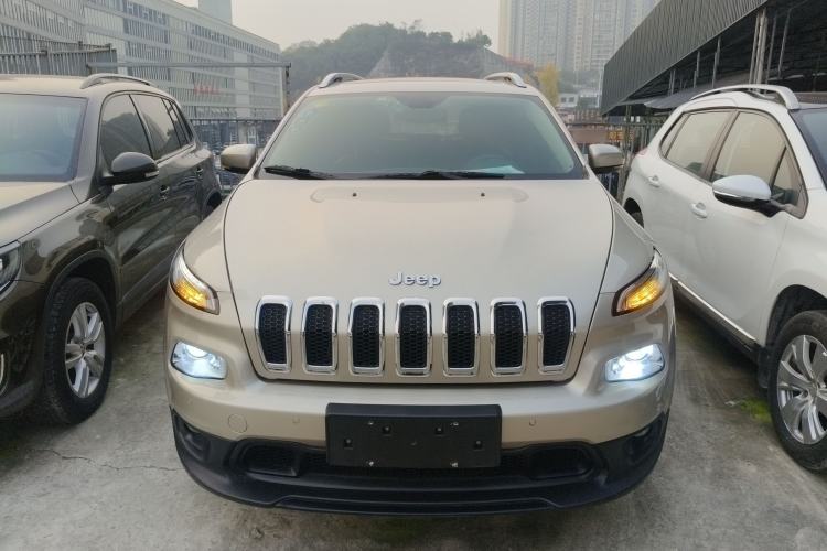 Used Jeep Cherokee 2016 2.4L Leading Edition Front