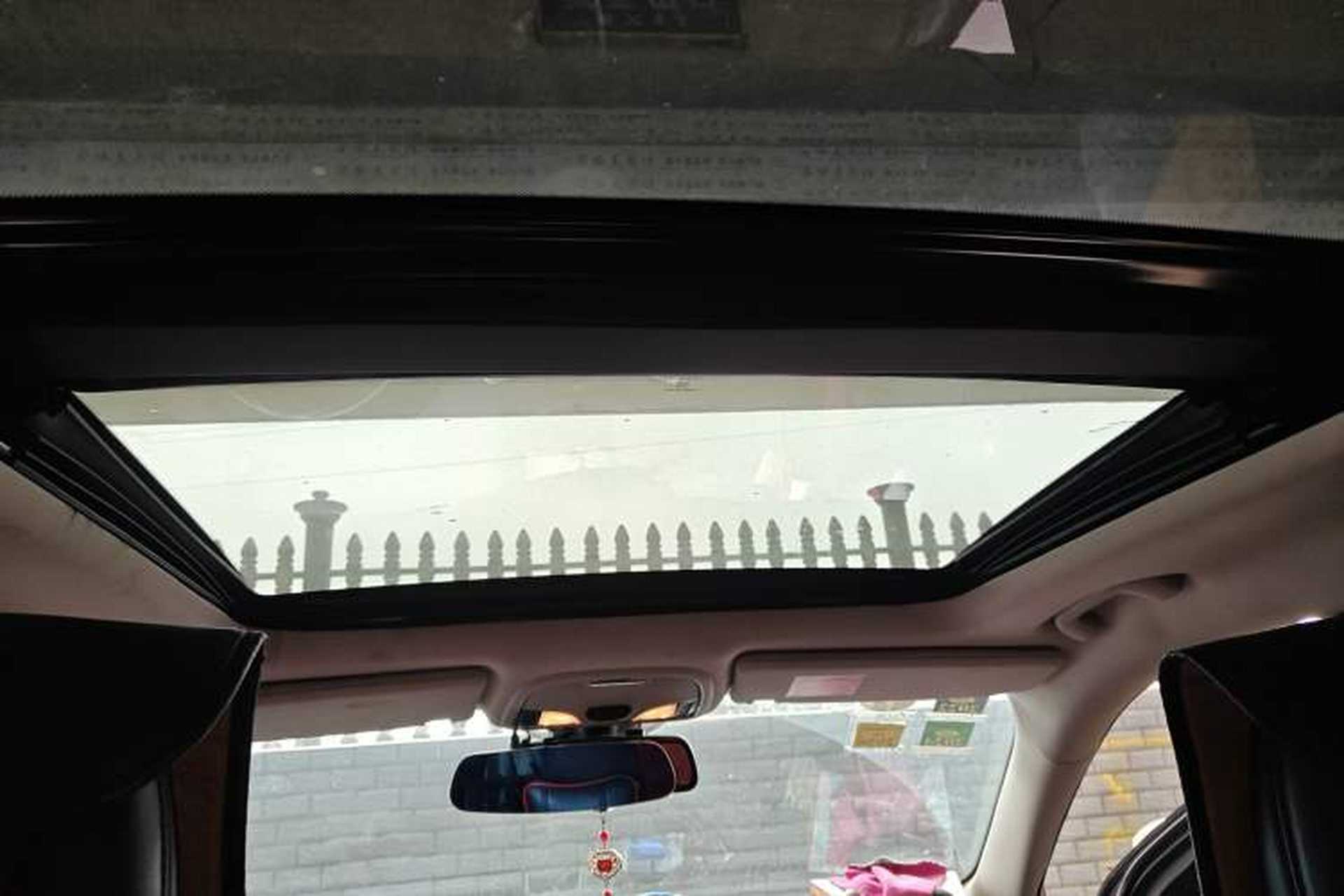 Used Jeep Cherokee 2016 2.4L Professional Smart Version Headliner