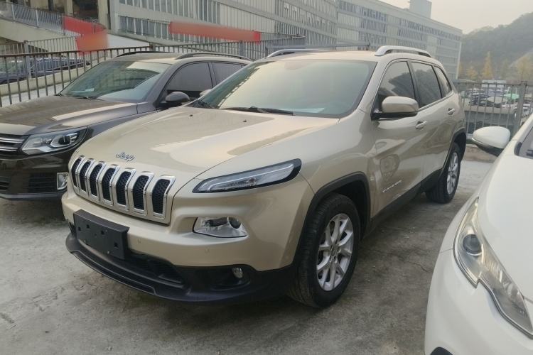 Used Jeep Cherokee 2016 2.4L Leading Edition Left Side