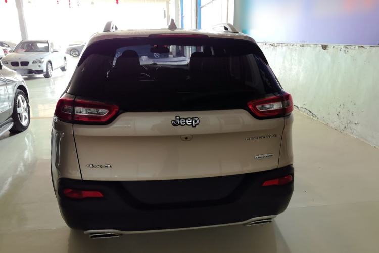 Used Jeep Cherokee 2016 2.4L Professional Smart Version Rear