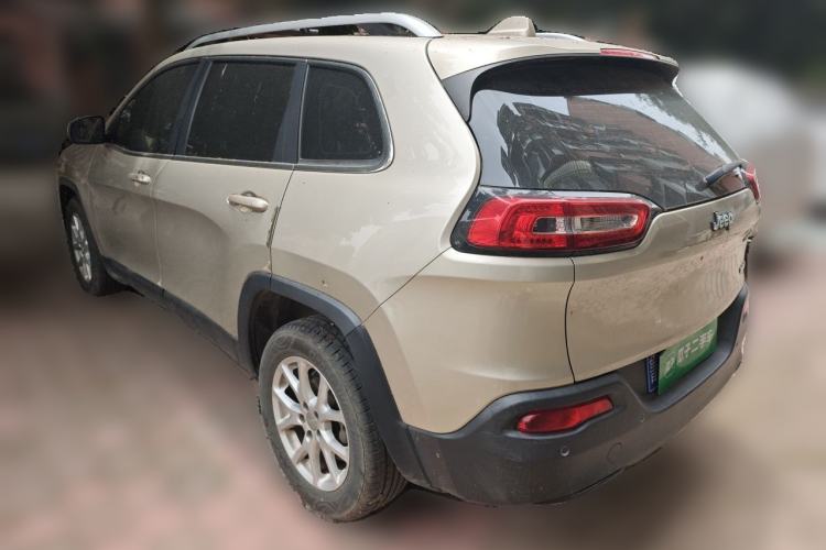 Used Jeep Cherokee 2016 2.4L Leading Edition Rear Left 45 Deg