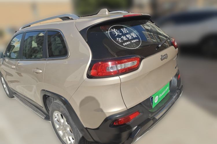 Used Jeep Cherokee 2016 2.4L Leading Edition Rear Left 45 Deg
