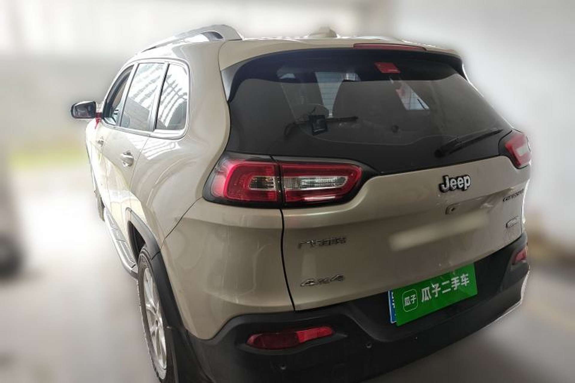 Used Jeep Cherokee 2016 2.4L Professional Smart Version Rear Left 45 Deg
