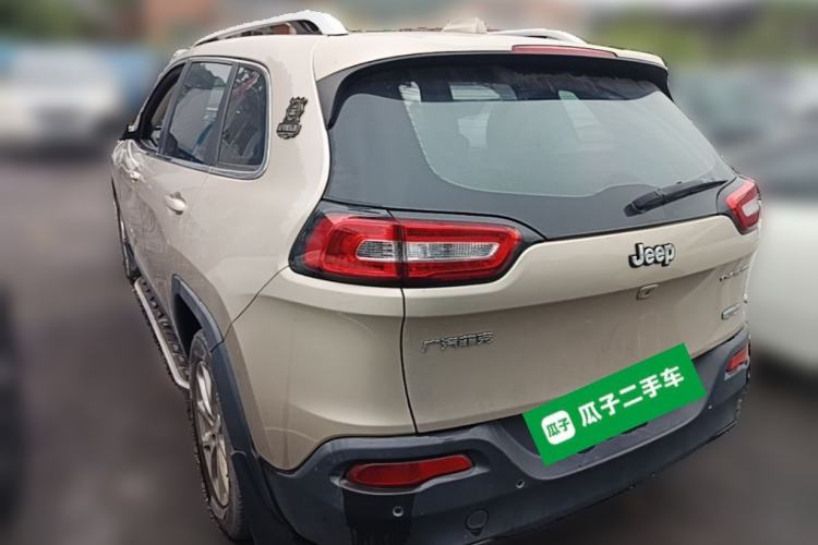 Used Jeep Cherokee 2016 2.4L Leading Smart Version Rear Left 45 Deg