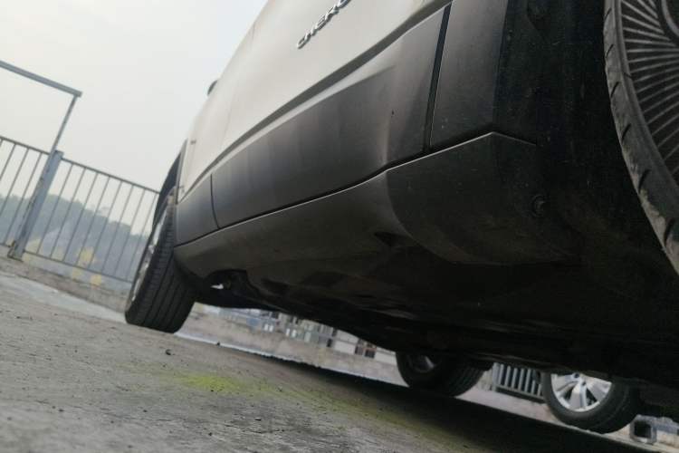 Used Jeep Cherokee 2016 2.4L Leading Edition Right Side Sill