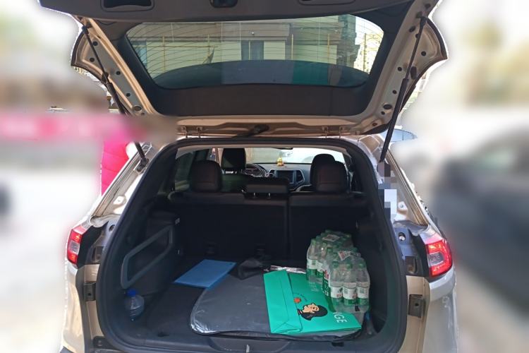 Used Jeep Cherokee 2016 2.0L Superior Edition Trunk