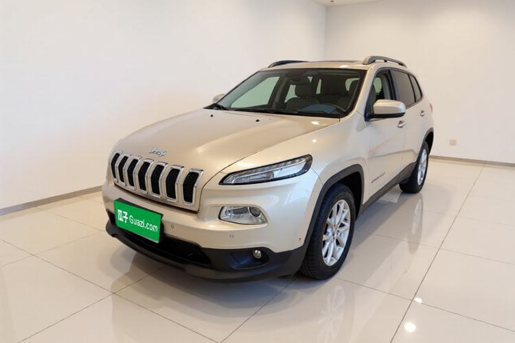 Jeep Cherokee 2016 2.0L Superior Edition de segunda mano Guazi used car, China used car export, Used car for sale, Used  cars, Cheapest cars for sale