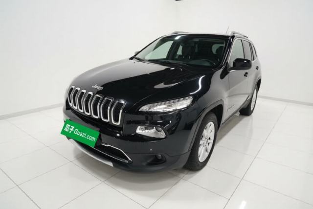 Używany Jeep Cherokee 2017 2.0L Superior Edition