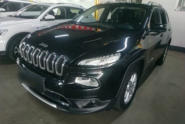 Used Jeep Cherokee 2017 2.0L Superior Edition
