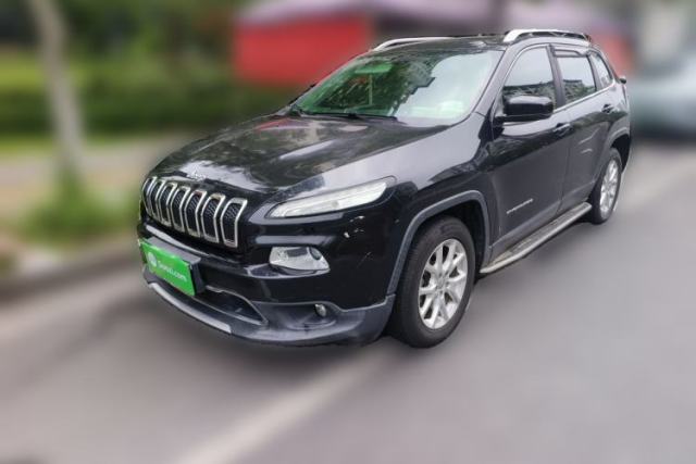 Used Jeep Cherokee 2017 2.0L Superior Edition