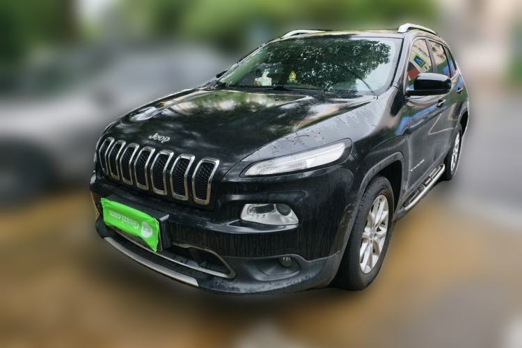 Used Jeep Cherokee 2017 2.0L Superior Edition Guazi used car, China used car export, Used car for sale, Used Jeep cars, Cheapest cars for sale