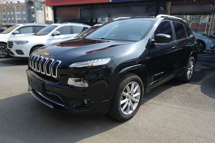 Used Jeep Cherokee 2017 2.4L Excellence Edition Guazi used car, China used car export, Used car for sale, Used  cars, Cheapest cars for sale