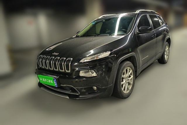 Used Jeep Cherokee 2017 2.0L Superior Edition