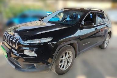 Used Jeep Cherokee 2017 2.0L Superior Edition