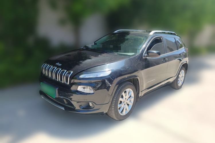 Used Jeep Cherokee 2017 2.4L Professional Smart Edition Guazi used car, China used car export, Used car for sale, Used  cars, Cheapest cars for sale
