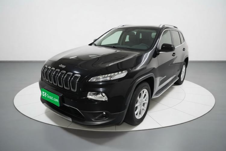 Used Jeep Cherokee 2017 2.0L Superior Edition Guazi used car, China used car export, Used car for sale, Used Jeep cars, Cheapest cars for sale