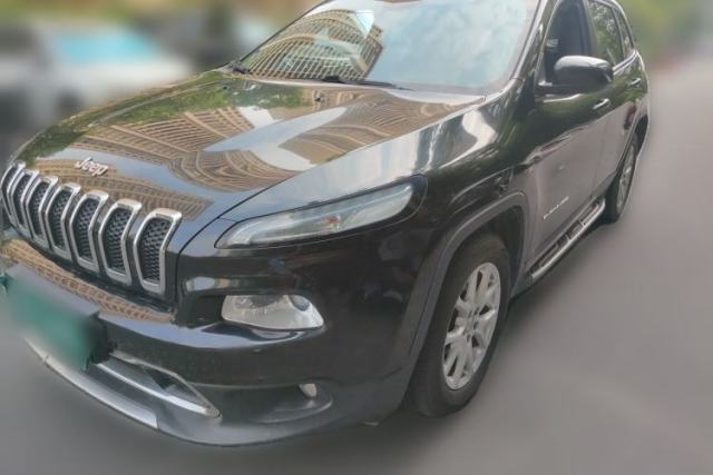 Used Jeep Cherokee 2017 2.0L Superior Edition