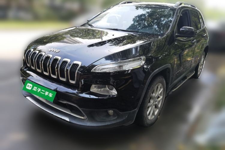 Used Jeep Cherokee 2017 2.0L Superior Edition Guazi used car, China used car export, Used car for sale, Used  cars, Cheapest cars for sale