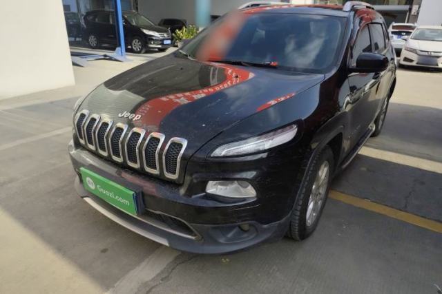 Used Jeep Cherokee 2017 2.0L Superior Edition