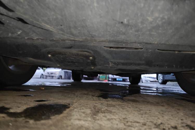 Used Jeep Cherokee 2017 2.0L Superior Edition Chassis Front