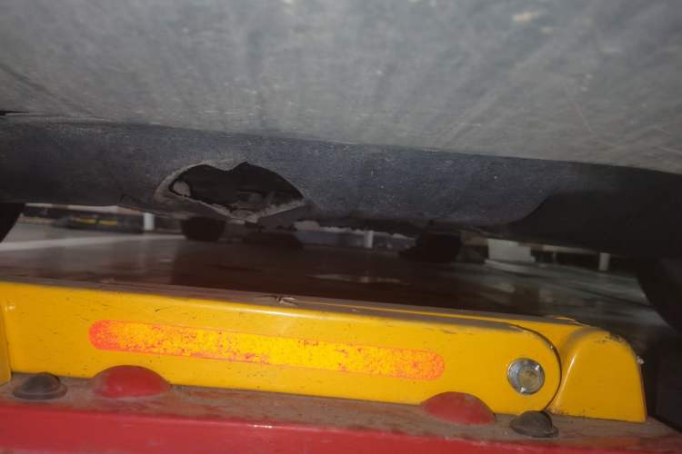 Used Jeep Cherokee 2017 2.0L Superior Edition Chassis Front