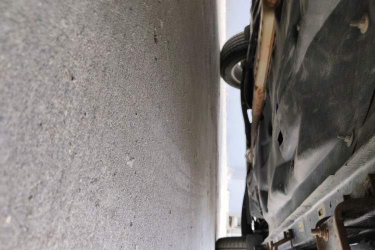 Used Jeep Cherokee 2017 2.0L Superior Edition Chassis Front Left
