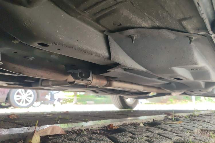 Used Jeep Cherokee 2017 2.4L Leading Smart Edition Chassis Front Left