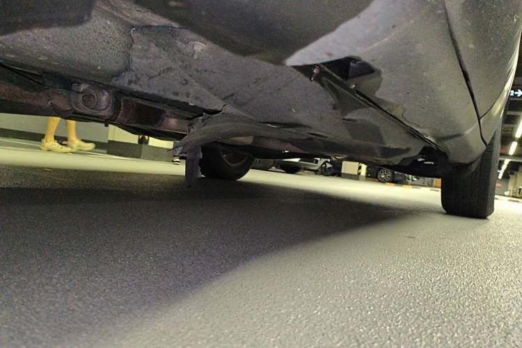 Used Jeep Cherokee 2017 2.0L Superior Edition Chassis Front Left