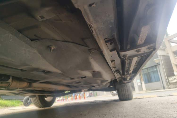 Used Jeep Cherokee 2017 2.4L Leading Smart Edition Chassis Front Left