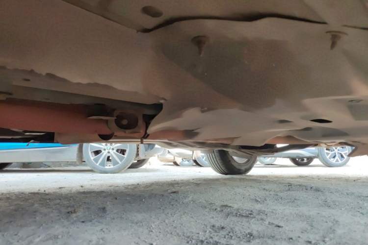 Used Jeep Cherokee 2017 2.0L Superior Edition Chassis Front Left