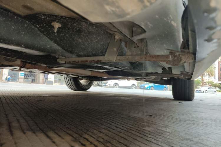 Used Jeep Cherokee 2017 2.4L Leading Smart Edition Chassis Front Left