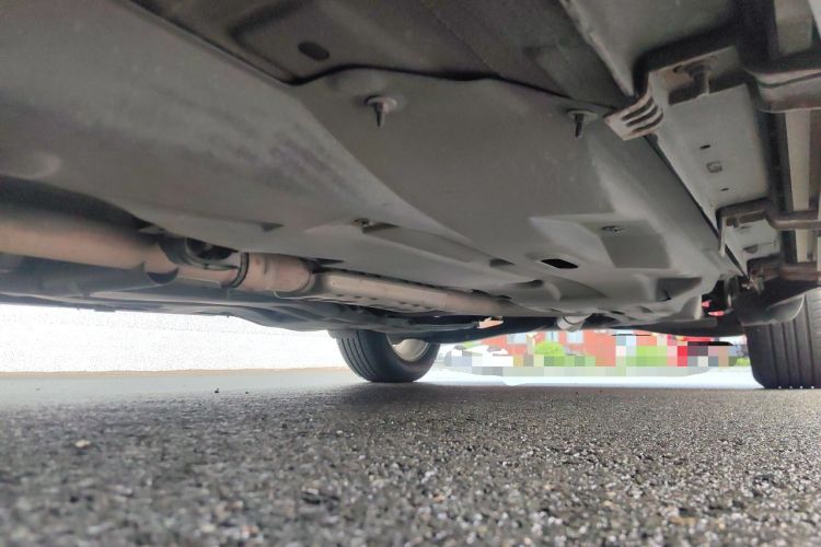 Used Jeep Cherokee 2017 2.4L Leading Smart Edition Chassis Front Left
