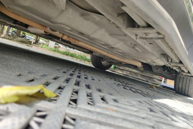 Used Jeep Cherokee 2017 2.0L Superior Edition Chassis Front Left