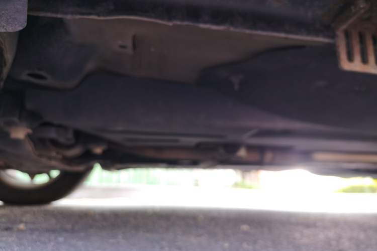 Used Jeep Cherokee 2017 2.0L Superior Edition Chassis Front Left