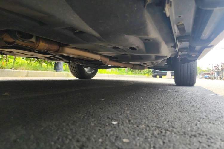Used Jeep Cherokee 2017 2.4L Professional Smart Edition Chassis Front Left