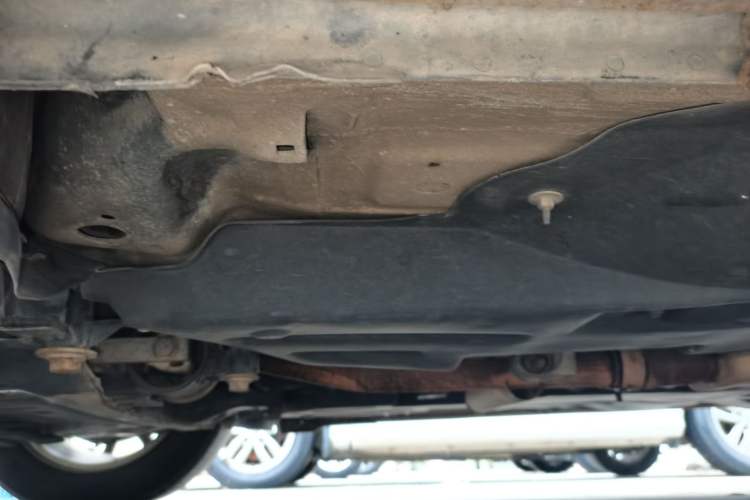 Used Jeep Cherokee 2017 2.0L Superior Edition Chassis Front Left