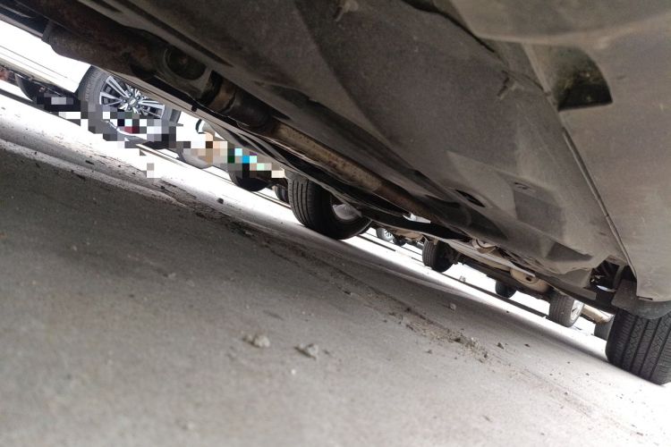 Used Jeep Cherokee 2017 2.0L Superior Edition Chassis Front Left