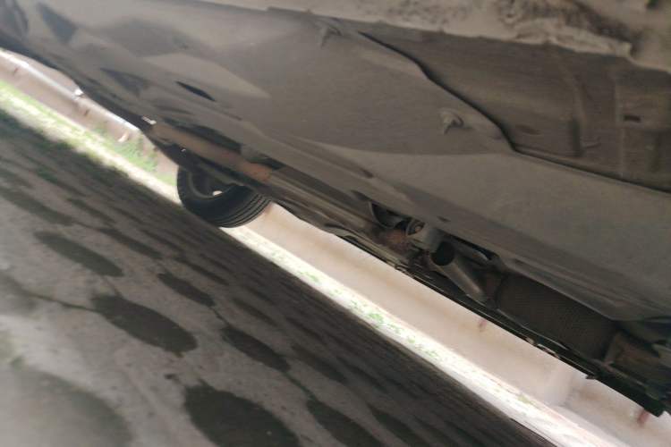 Used Jeep Cherokee 2017 2.4L Professional Edition Chassis Front Right